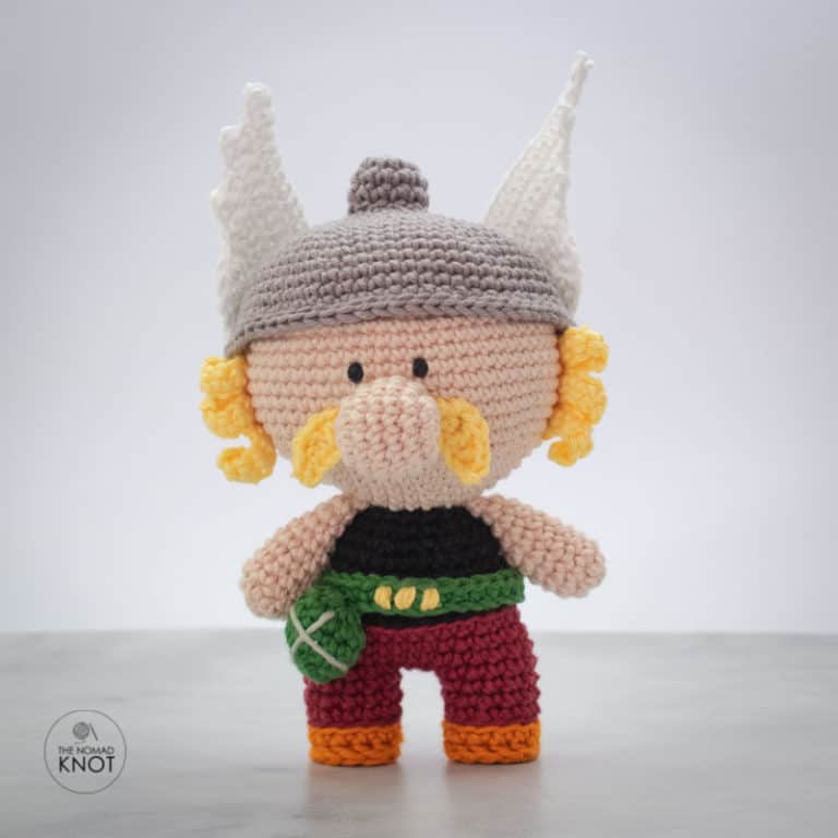 Asterix amigurumi pattern