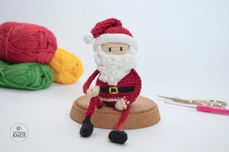 Crochet Santa Claus Free Pattern – Posable Christmas Amigurumi