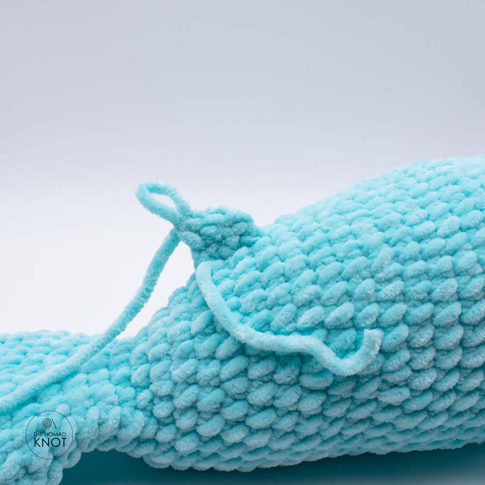 no-sew crochet whale free pattern photo tutorial