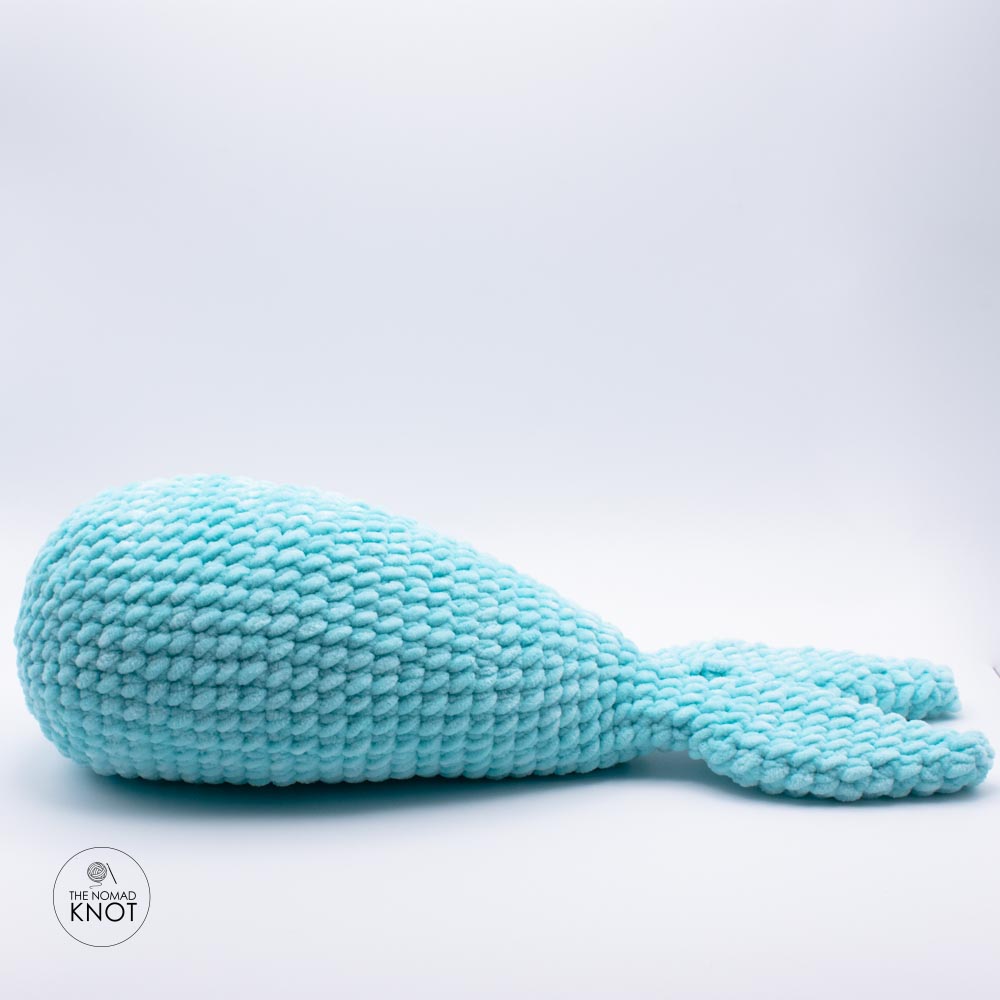 no-sew crochet whale free pattern photo tutorial