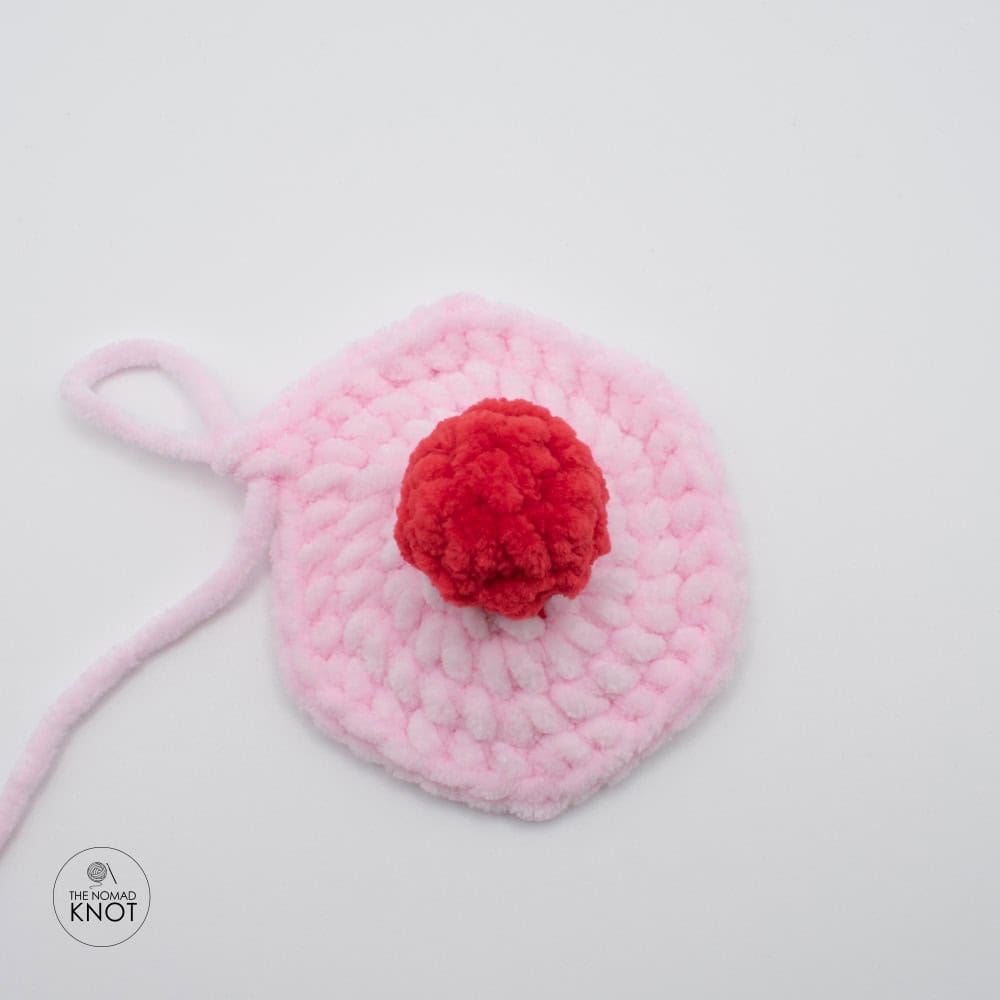 Crochet cupcake amigurumi tutorial with detailed photo instructions