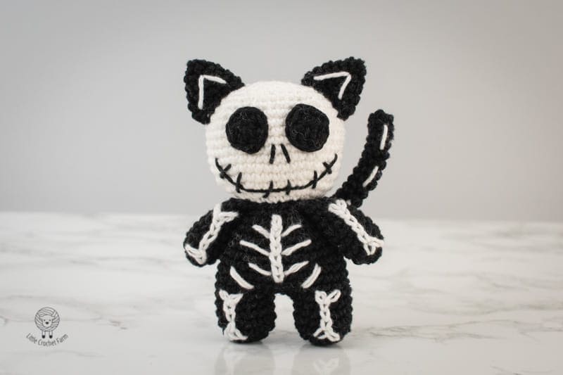 Skeleton Cat Amigurumi