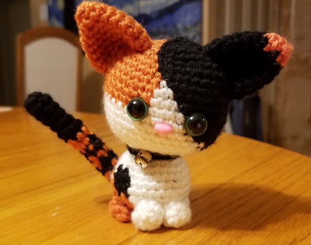 Itty Little Simple Kitty