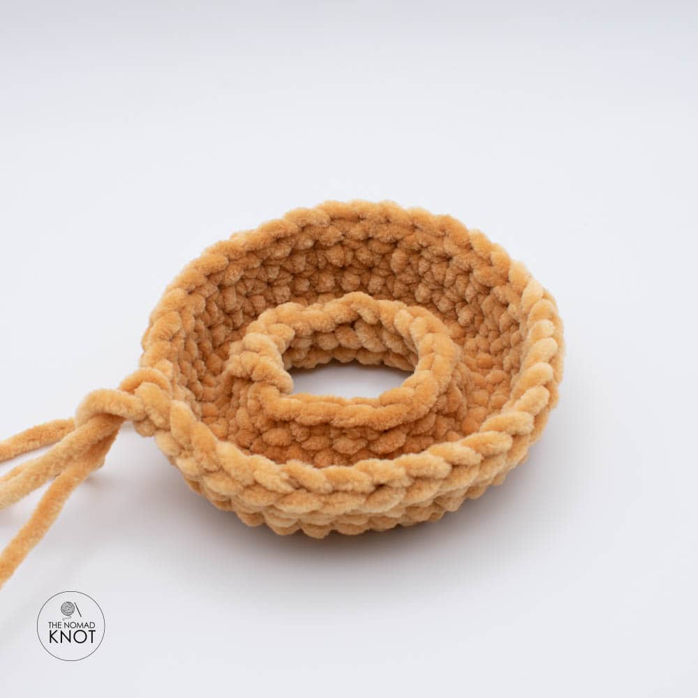 amigurumi donut no-sew pattern photo tutorial