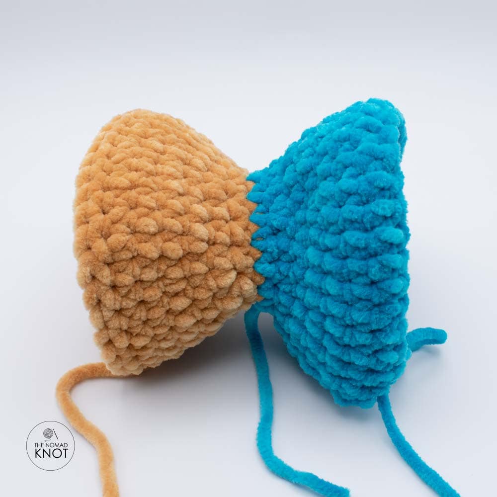 how to crochet a donut with a no-sew free pattern photo tutorial
